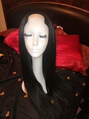 Long Straight Black Women's Wig - Natural-Look Hair